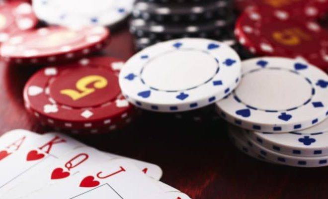 Chiến lược Giải đấu Poker cho Người Mới